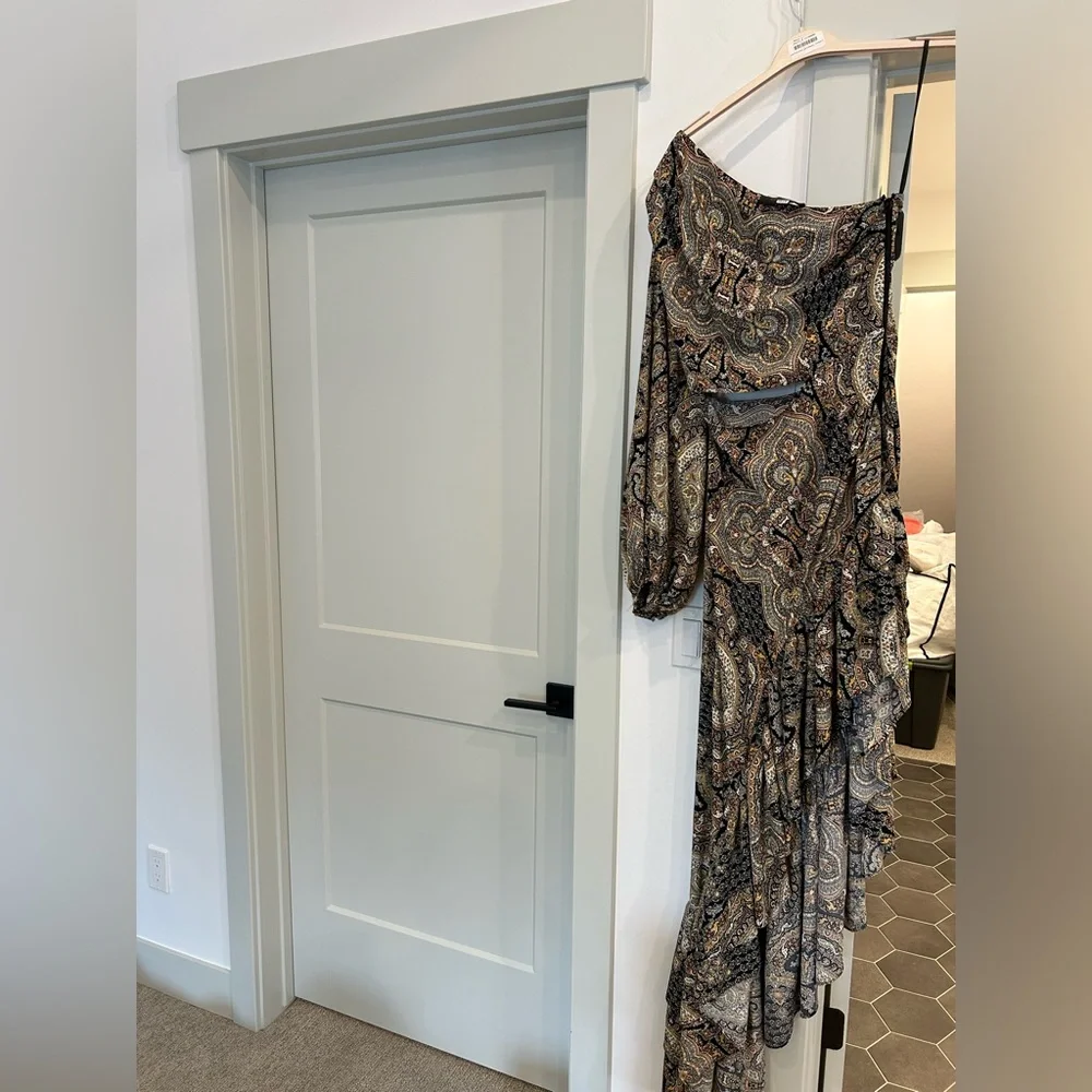 Bronx and Banco Asymmetrical Paisley Dress - Black and Gold - Picture 4 of 11